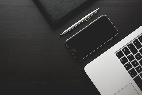 Based on current trends and market projections, here are some possible developments that could shape the luxury pen market in 2023